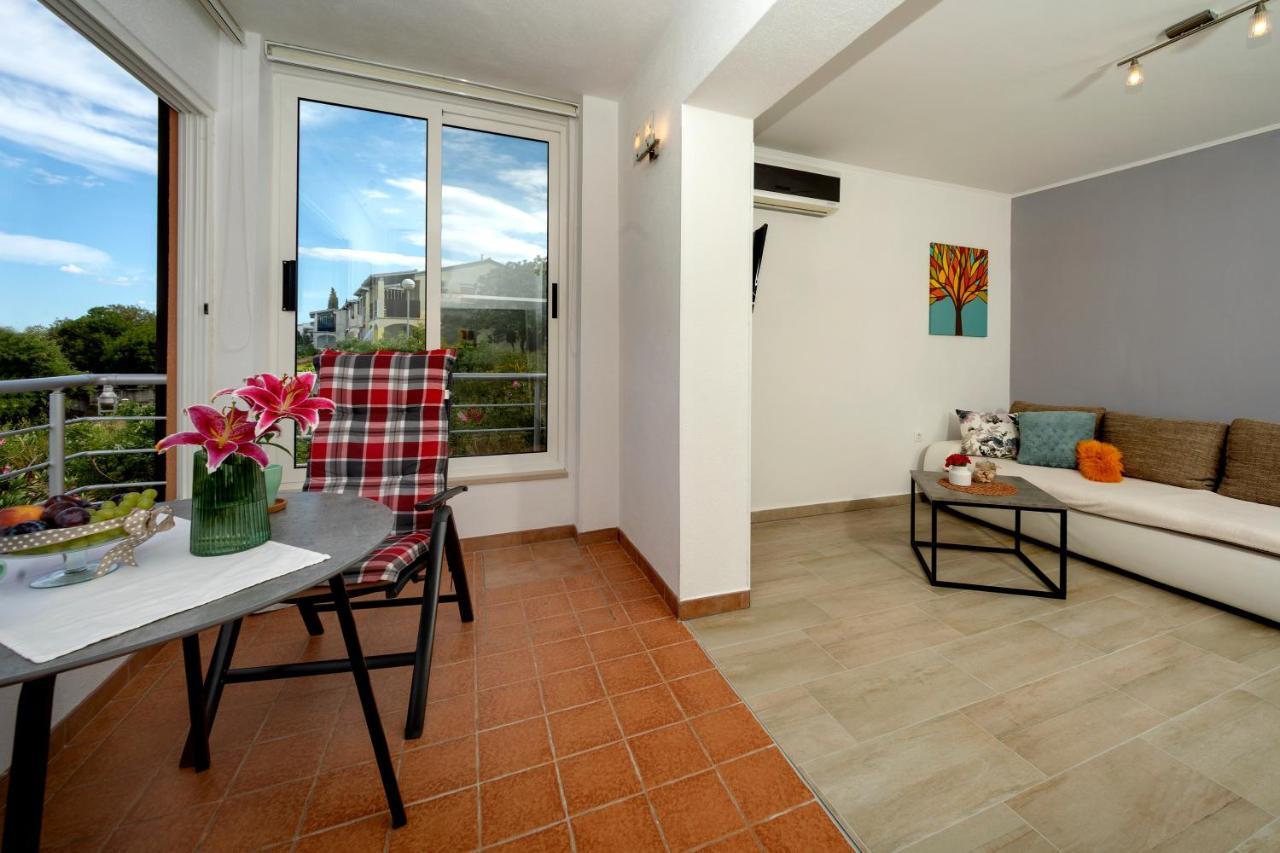 B Apartment Ravni Dış mekan fotoğraf